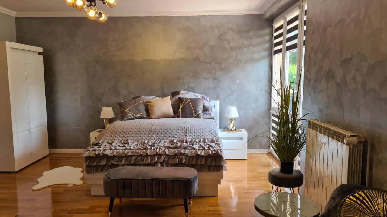 Apartament Deluxe 2 Освиенцим Екстериор снимка