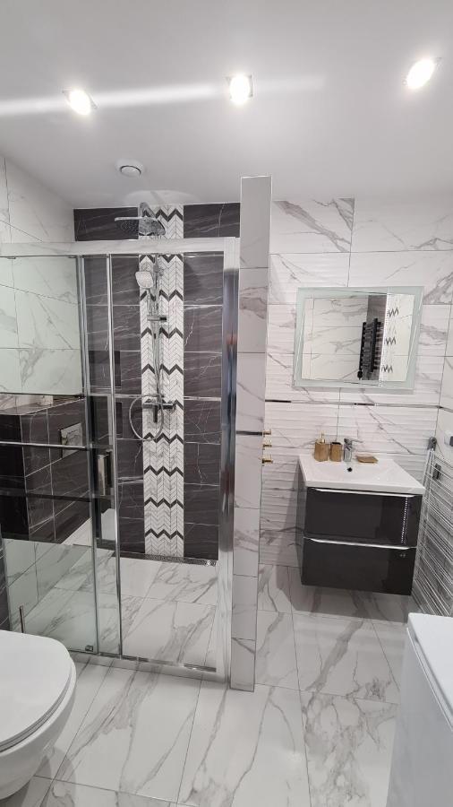 Apartament Deluxe 2 Освиенцим Екстериор снимка