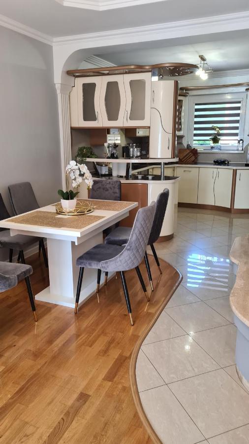 Apartament Deluxe 2 Освиенцим Екстериор снимка