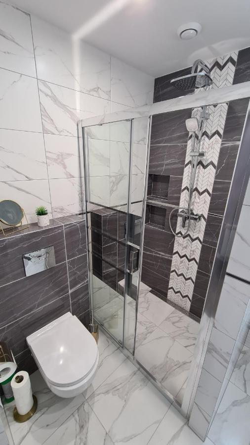 Apartament Deluxe 2 Освиенцим Екстериор снимка